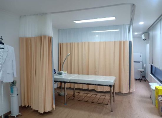 Gorden Rumah Sakit Anti Noda Darah Surabaya